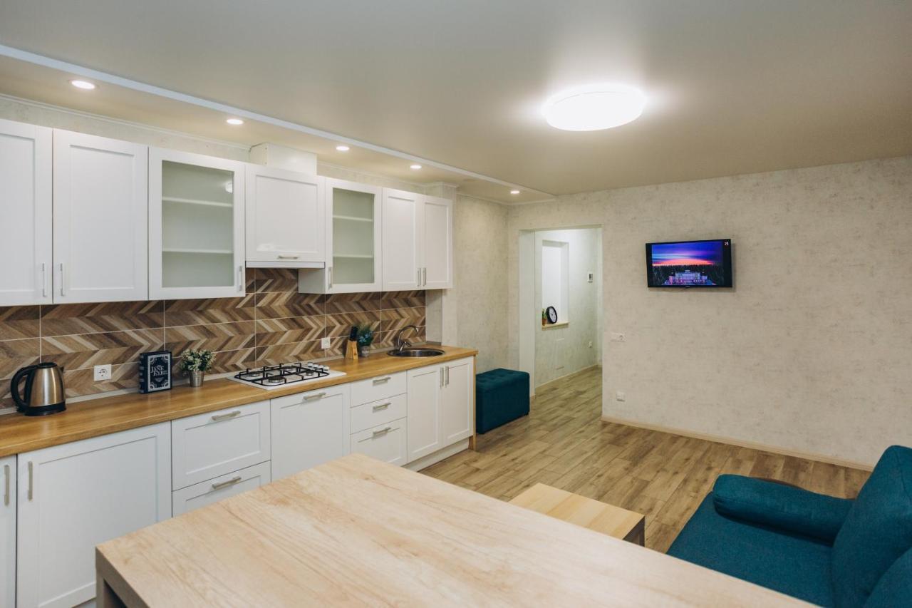 סומי Luxe Apart-Hotel Near Lavina New Building 1 Floor מראה חיצוני תמונה