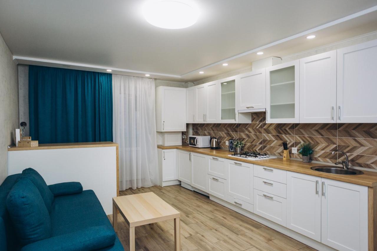 סומי Luxe Apart-Hotel Near Lavina New Building 1 Floor מראה חיצוני תמונה